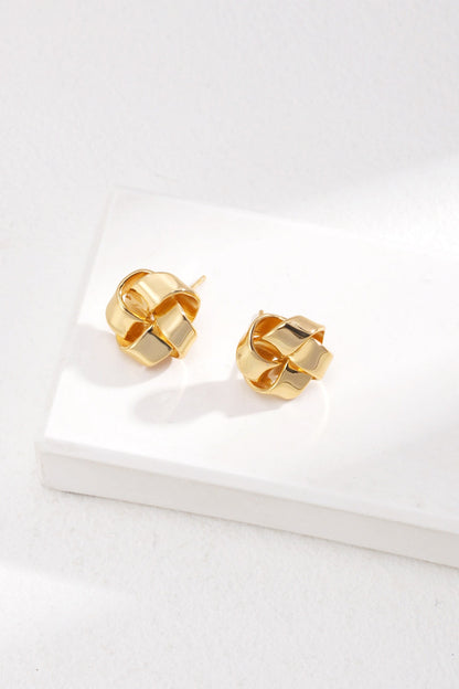 Chic Vintage Gold Knot Stud Earrings in 925 Silver