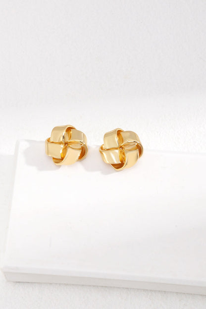 Chic Vintage Gold Knot Stud Earrings in 925 Silver