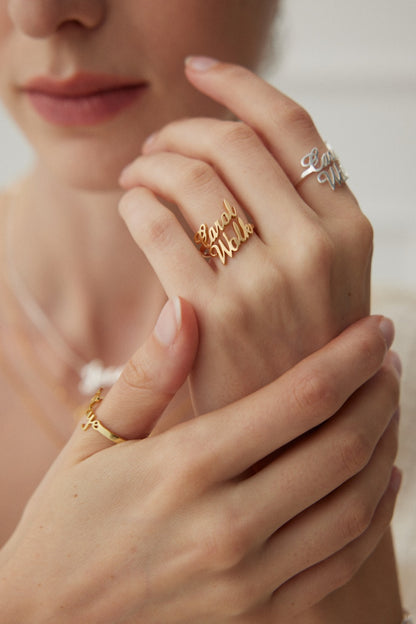 Customizable "Slay" Script Ring in 925 Silver – Available in Gold and Silver Finishes